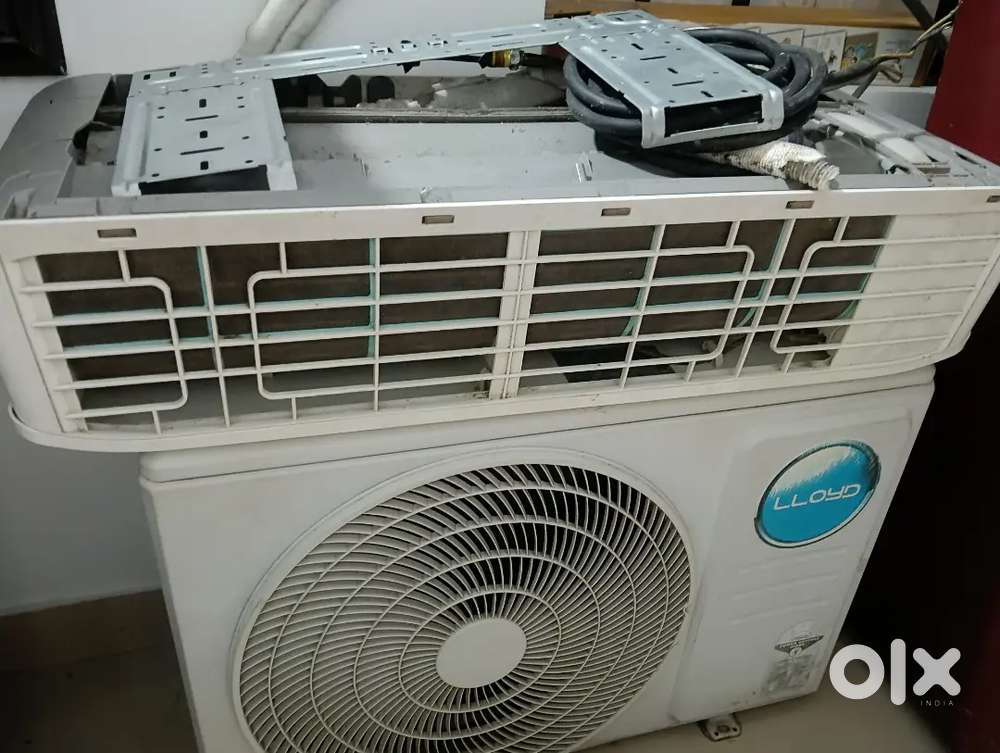 Lloyd Ac 1.2ton Inverter with stabilizer