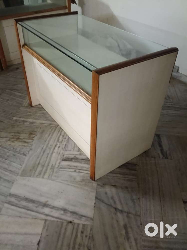 Readymade shop counters