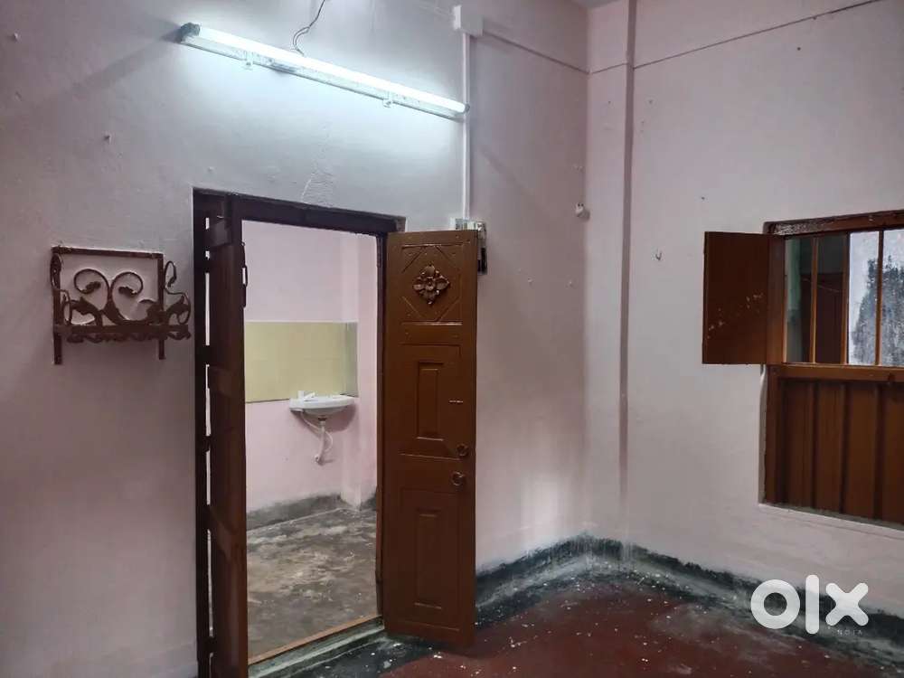 Rent for students/ bachelors/couples