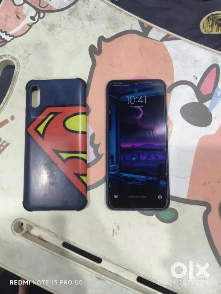 IN  GOOD CONDITION IN LOW PRICE (SALE) OR EXCHANGE WITH iphone 6s