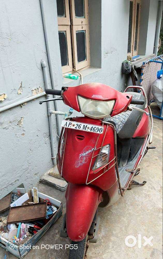 Used Scooty for Sale – Needs Battery & Minor Repairs