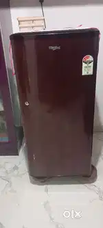 Whirlpool Single door fridge and Onida top load washing machine sale