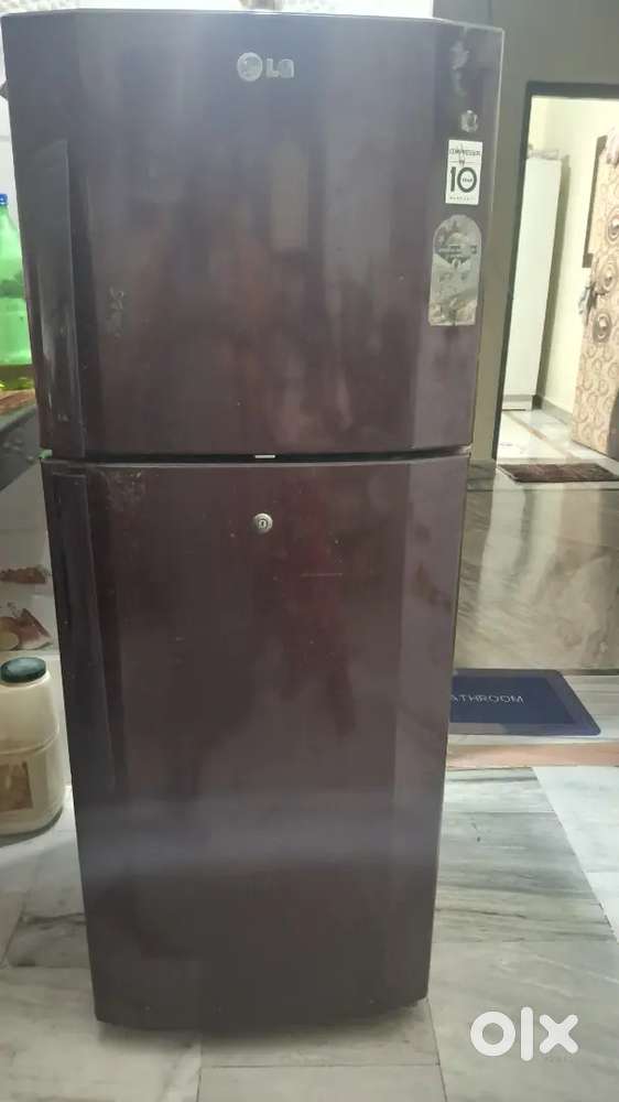 Fridge good condition best cooling LG