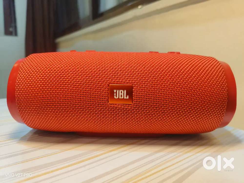 JBL Charge 3 – Original  Deep Bass  Powerful Battery