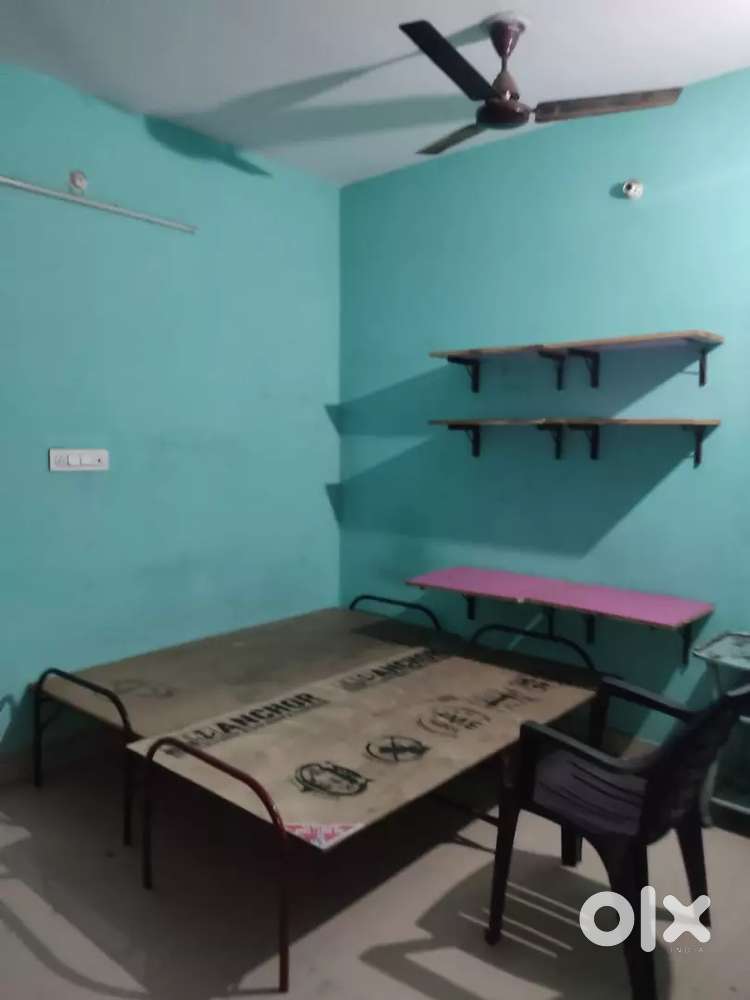 Room for a rent only for girls