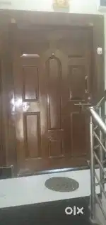 (2 BHK FLAT )FOR RENT 2 BADROOM 1 HALL 2 bathroom 1 kitchen @6500