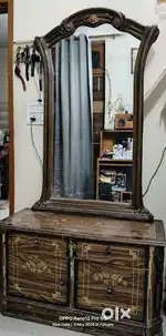Dressing table