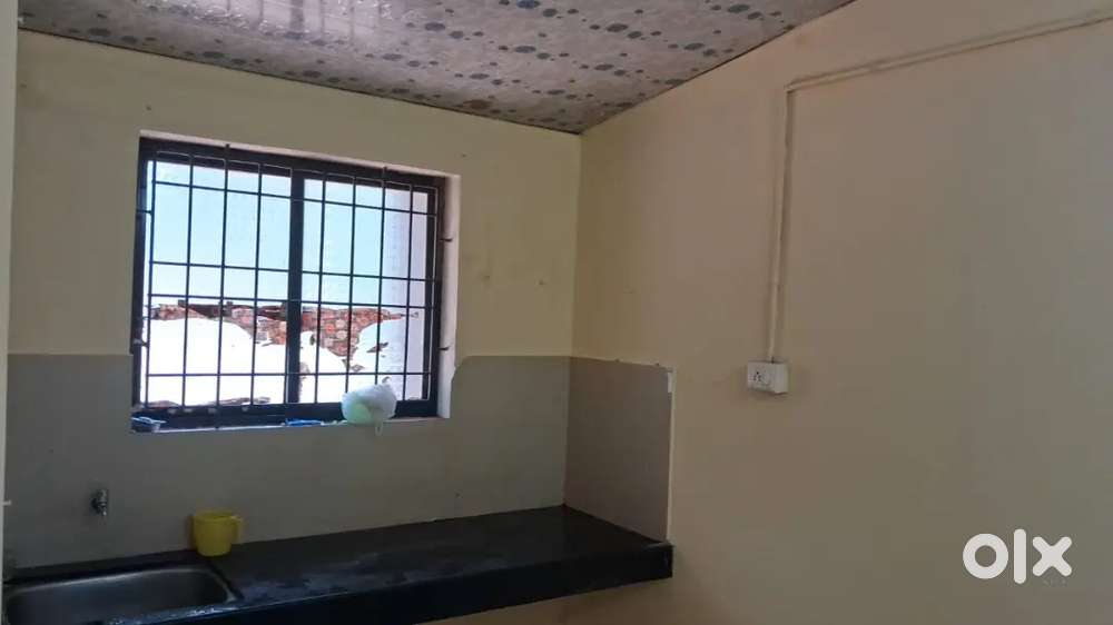 1bhk tile house available