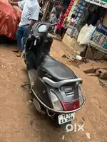 One hand use