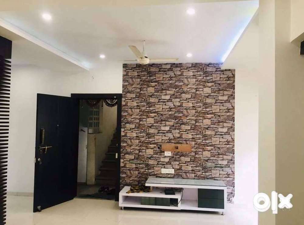 Flat for rent in dharampeth shankar nagar ram nagar in any area n bdgt