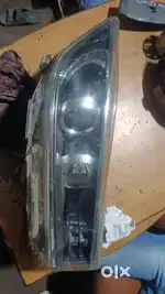 Toyota Innova Crysta Right-Side Headlight