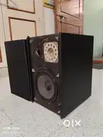 Speaker box