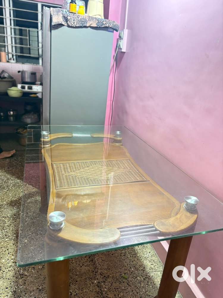 Dinning Table