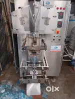पानी पाऊच बनाने वाली मसिन water pouch packing machine