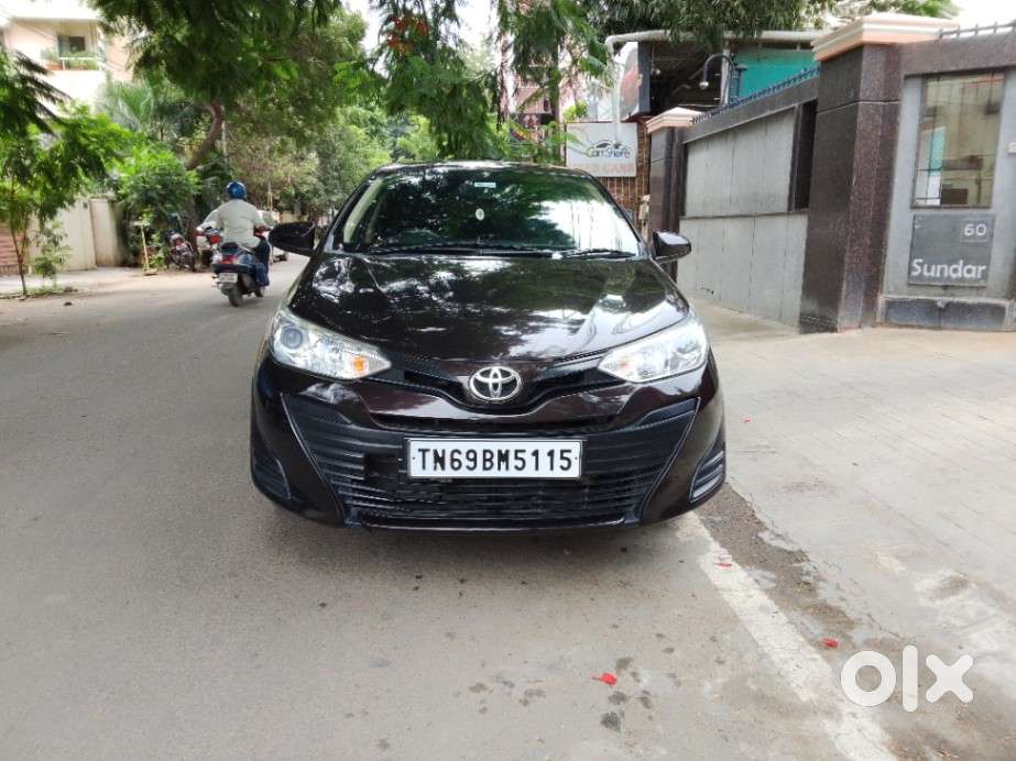 Toyota Yaris J CVT, 2019, Petrol