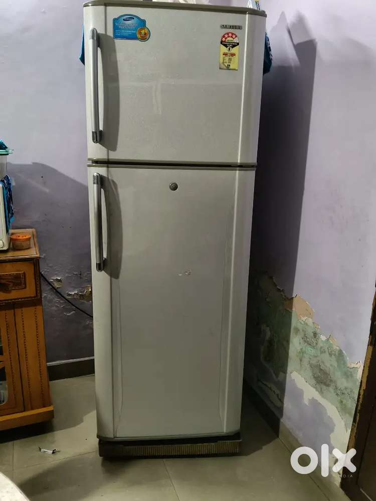 Samsung 315litre double door Refrigerator