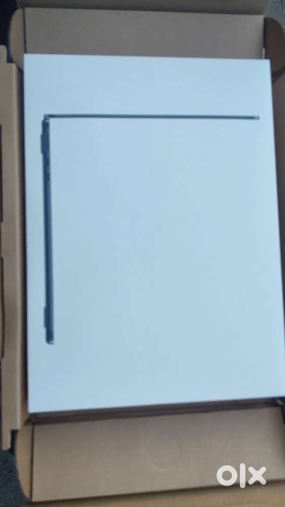 Macbook laptop m2 256gb not used