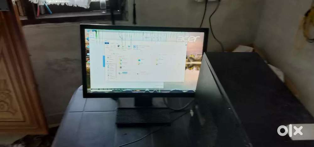 Acer monitor  & pc key keyboard