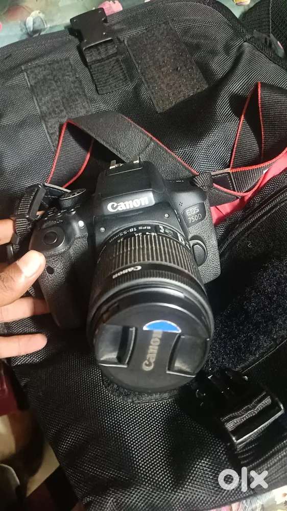 Canon EOS 750d