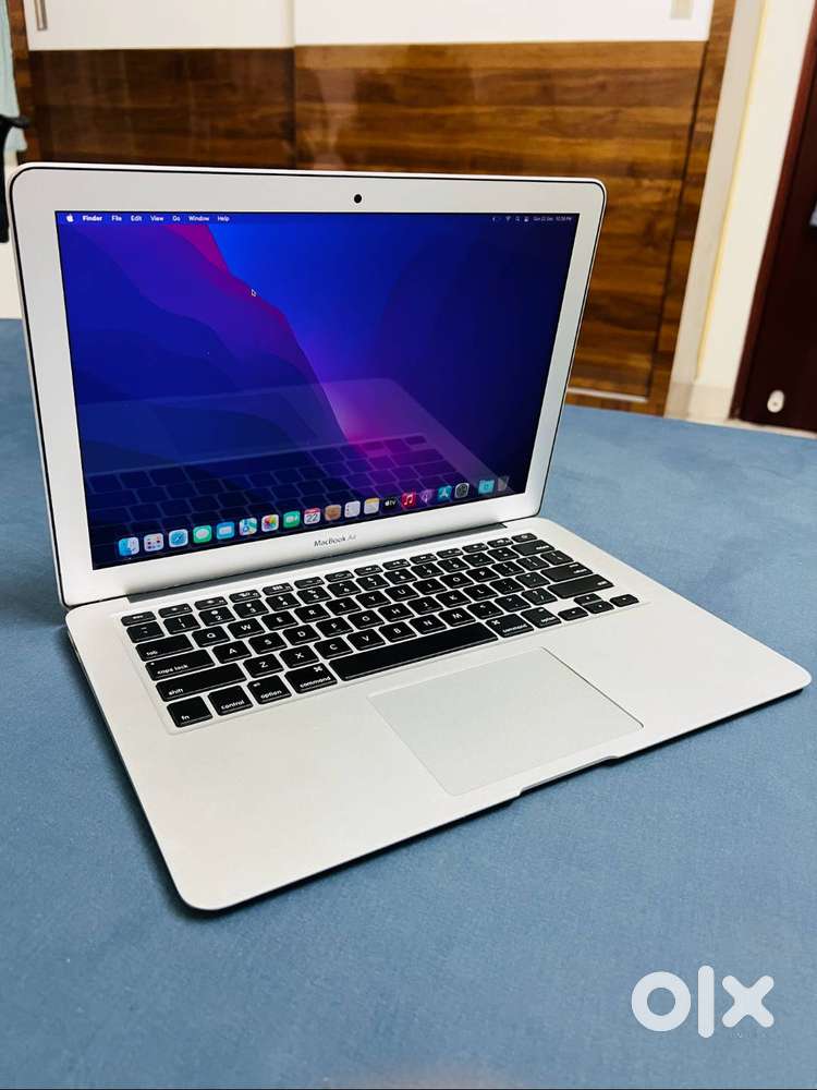 Macbook Air 2015 - 8GB RAM, 128GB SSD