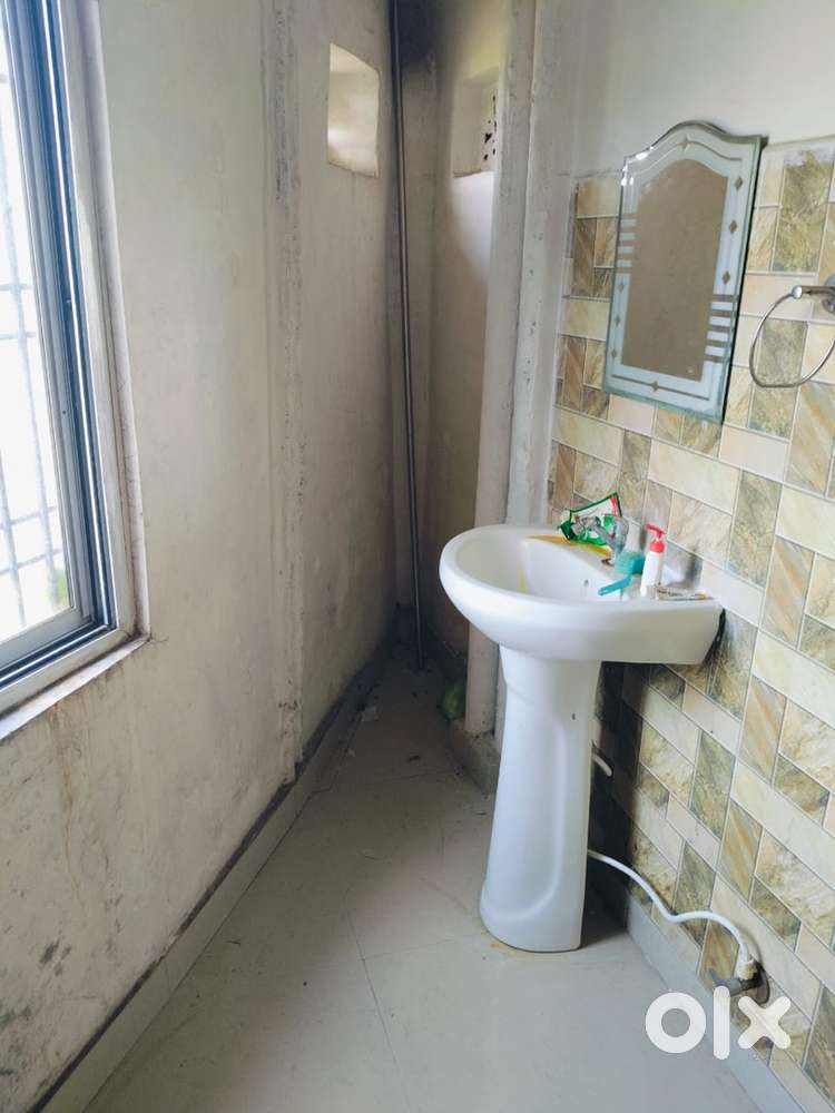 Spacious well lit 2bhk house with balcony and garden  in sainik colony