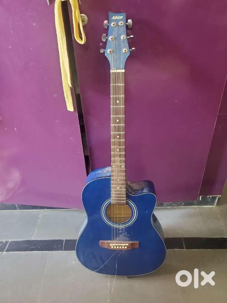Ashton Guitar
