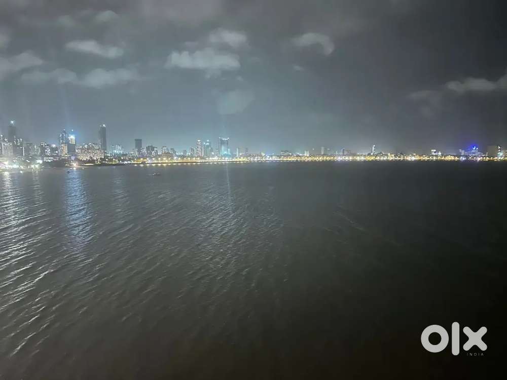 4BHK UNOBSTRUCTED SEA FACING APARTMENT PANAROMIC VIEW AT WALKESHWAR