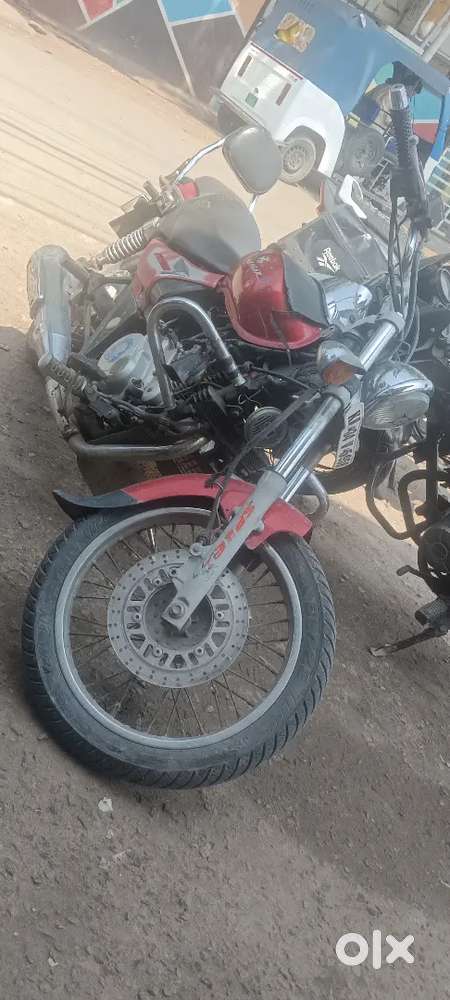 Bajaj avenger 200cc old bike