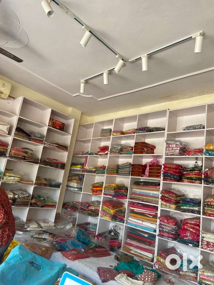 Sales boy/girl required