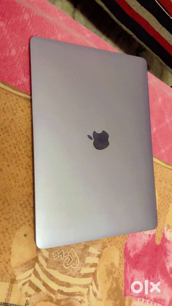 macbook pro a1708
