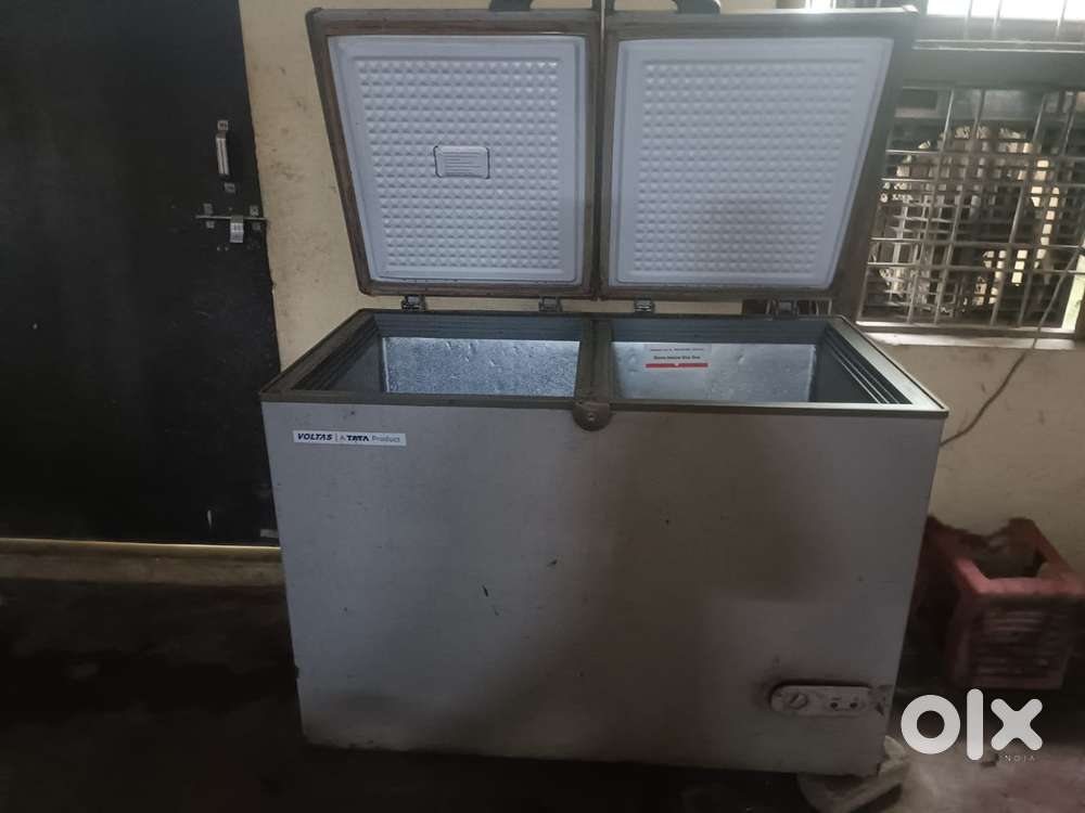 Dee fridge 320 L good condition