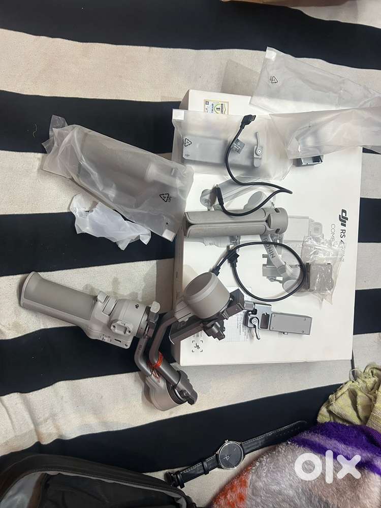 Dji rs 4 mini gimble with combo