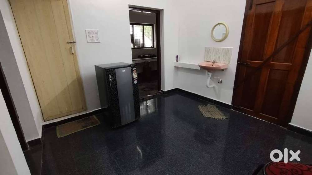 2 BHK Furnished Up-stair House for Rent – Palathara, Thattamala