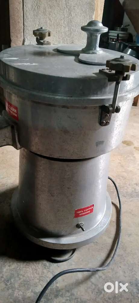 Commercial Carrot Juicer