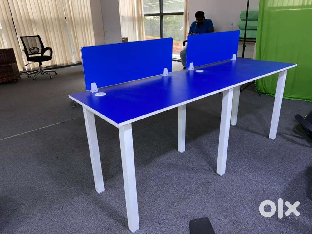 Office workstation available in low price