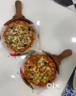 Pizza chef I need a job