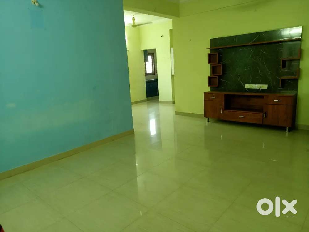 2 BHK Semi-furnished flat for rent in Madhapur