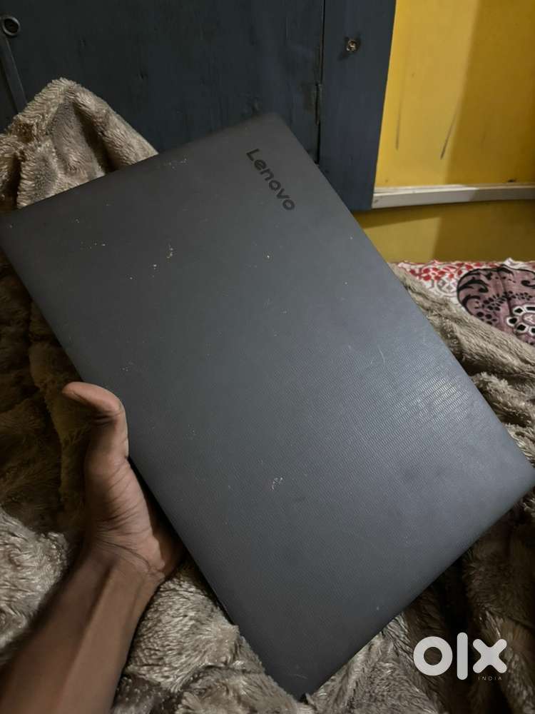 Lenovo laptop 4gb 64gb