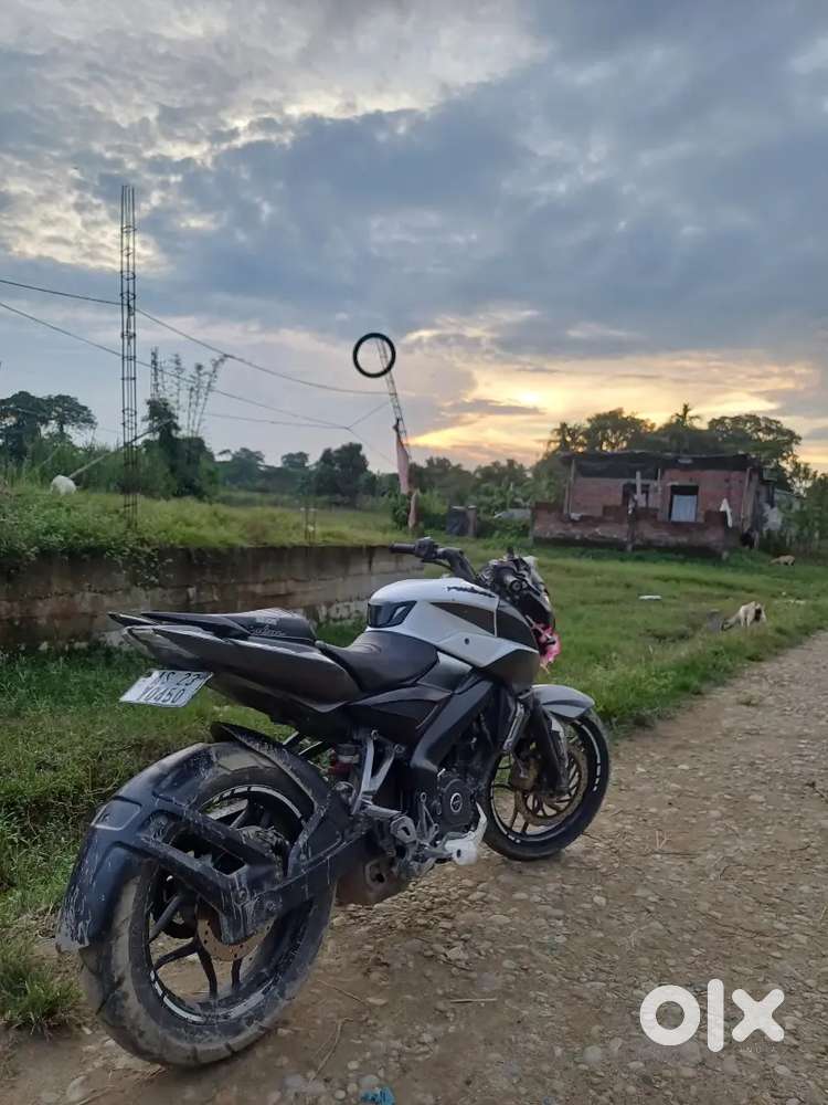 Ns 200 bs4