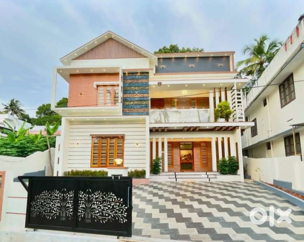 (പാലക്കാട്)ലുലു മാൾ  അടുത്തായി 2 & 3 BHK വില്ലകൾ വെറും ₹33 ലക്ഷം മുതൽ!