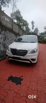 Toyota Innova 2013