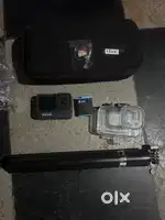 Go pro 9 black good condition with all accessories for vlog
