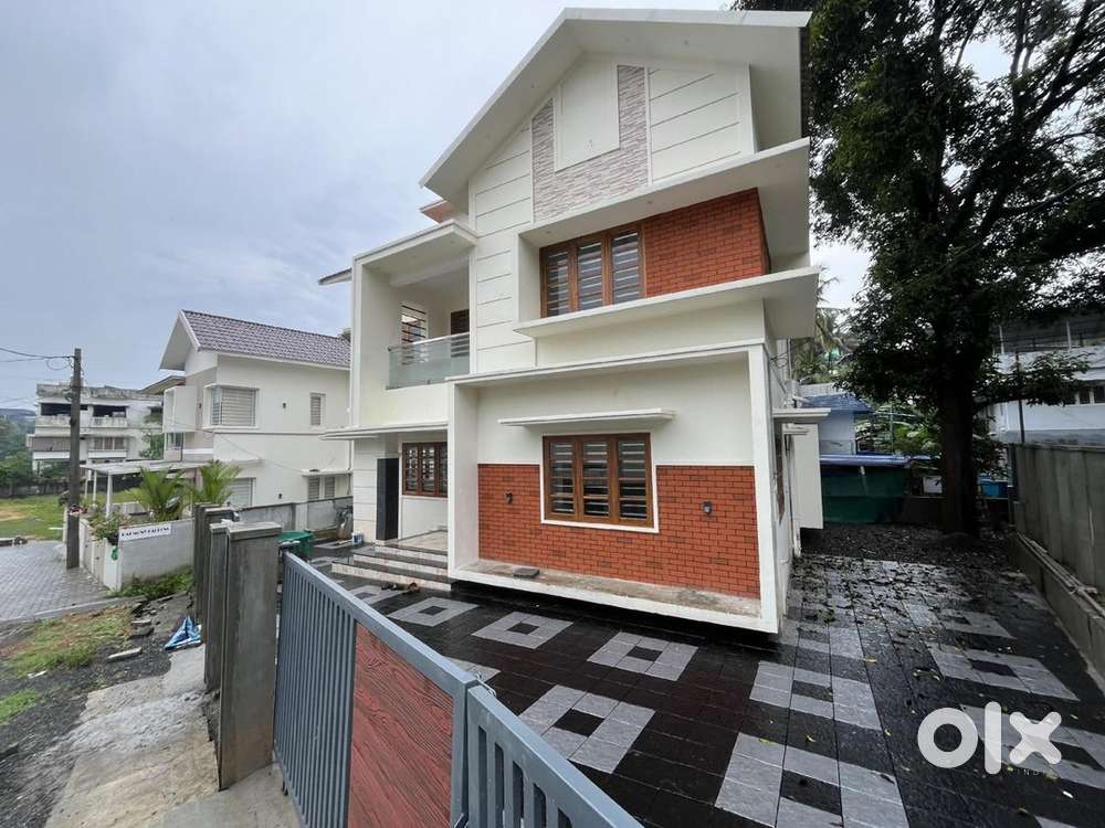 New 4 bhk 2300 sqft 5 cent house for sale Kakkanad