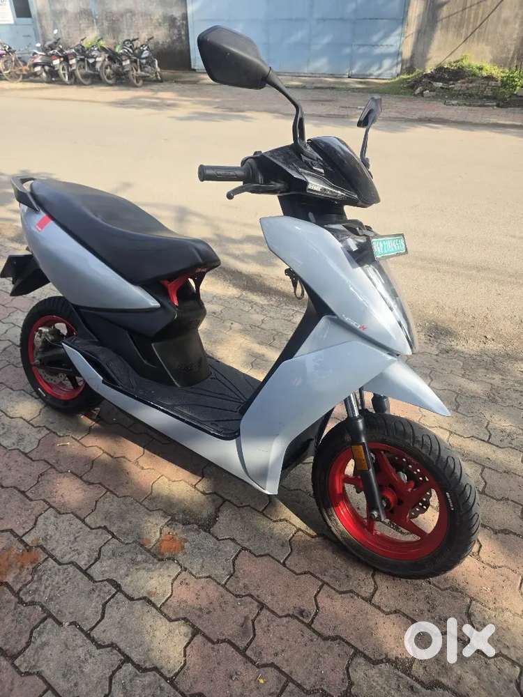 Ather 450x top model