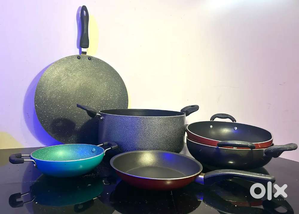 Used Non-Stick Cookware Set (Tawa, Kadhai, Fry Pans) – Rs. 2300
