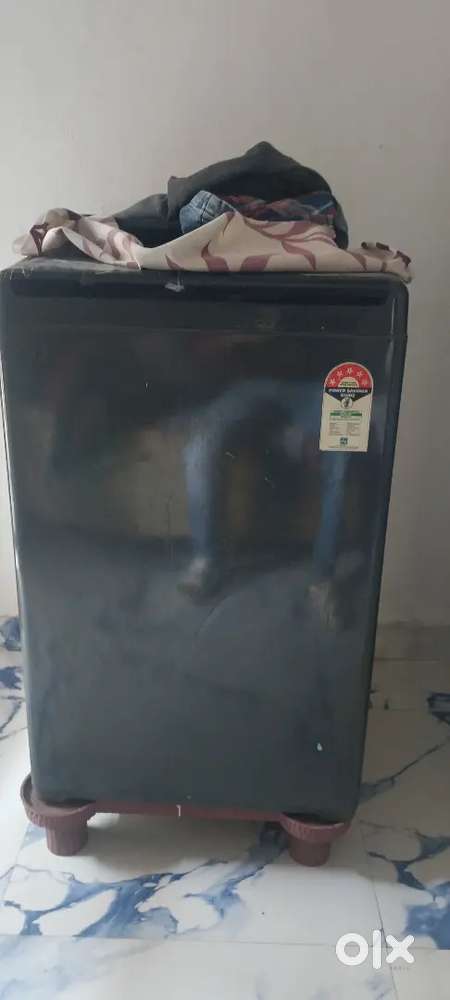 Fully automatic Whirlpool washing machine 5 star rated