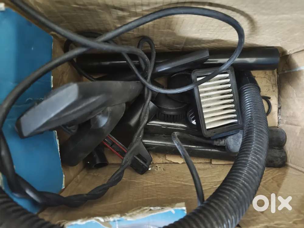 Portable vaccum cleaner