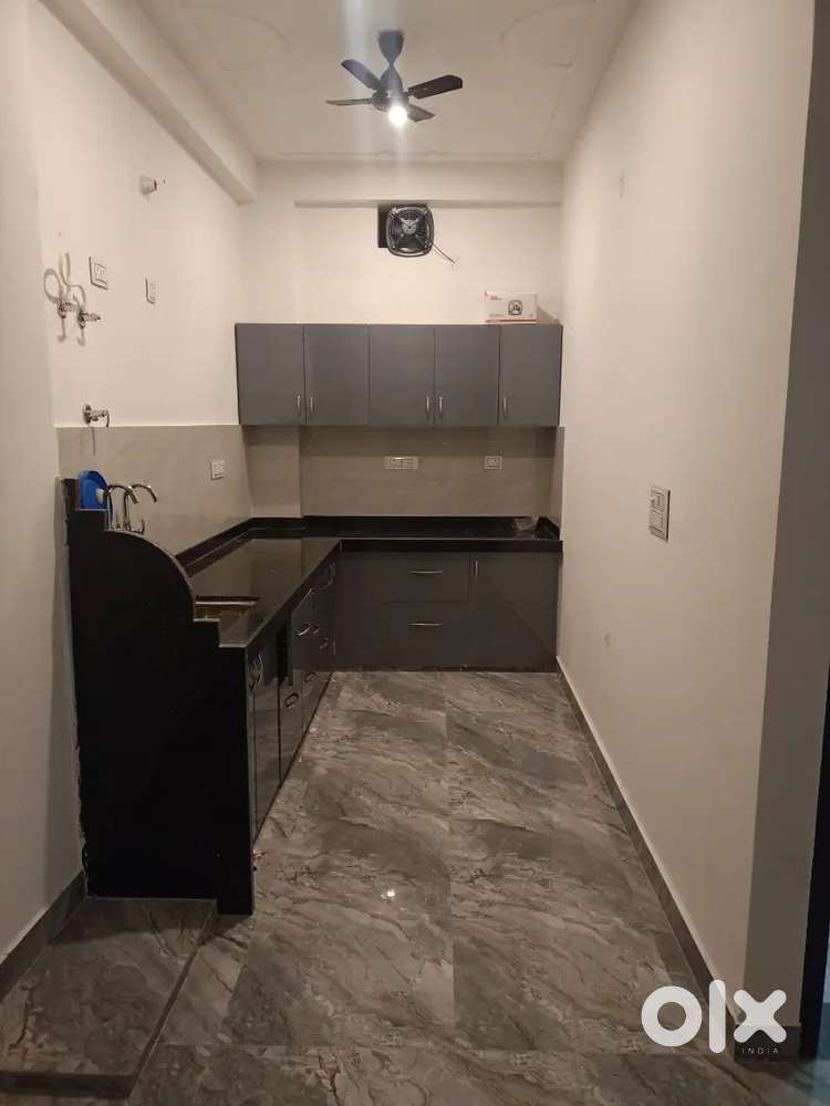 1 bhk available for family or students