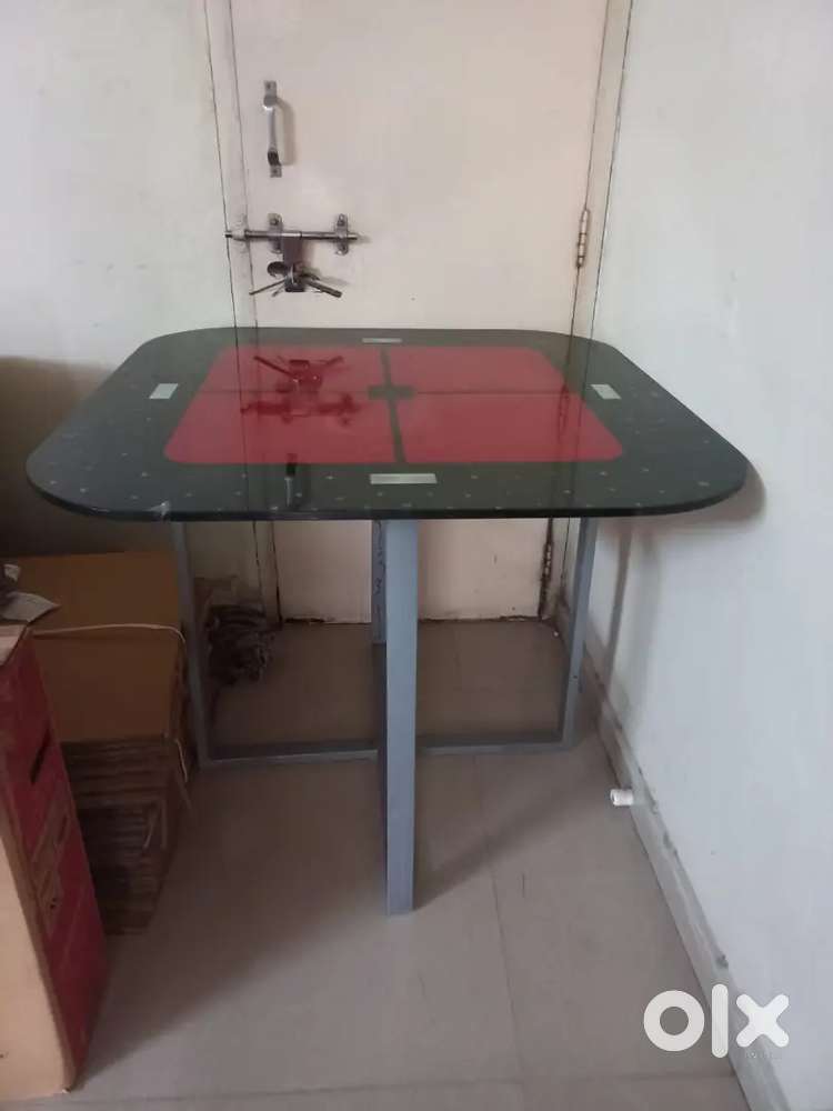 Good dining table without chairs