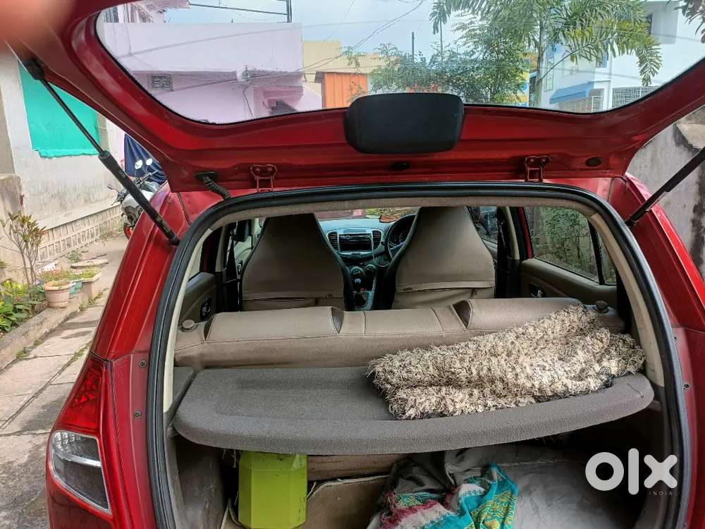 Hyundai i10 2011 Petrol Well Maintained